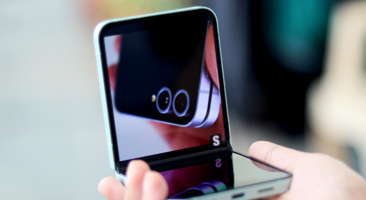 갤럭시 z플립8 출시일 사전예약 스펙 성능 디자인 가격 예측정보