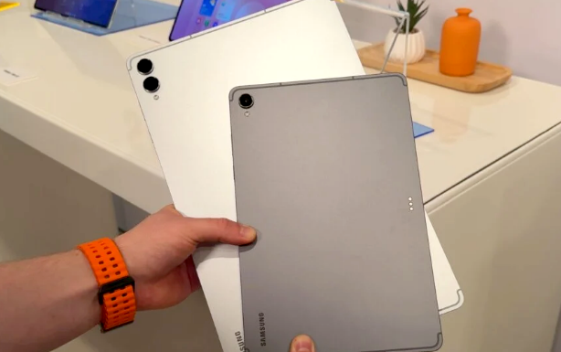 삼성 갤럭시탭 s11 울트라 vs galaxy tab s10 비교 차이점 출시일 스펙 디자인 가격